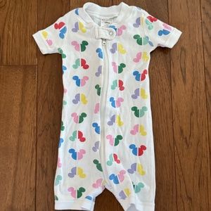 Hanna Andersson - Disney - Mickey Mouse Baby Shortie Sleeper (6-12 Months)